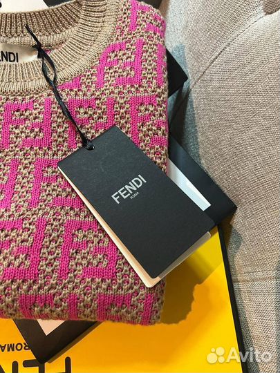 Футболка Fendi