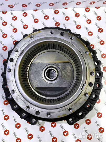 Мотор хода ZX350LC-3 9251699