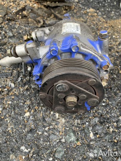 Продам генератор от lancer 10 1.5