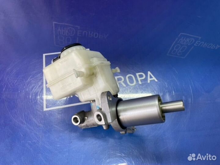 Главный тормозной цилиндр Bmw X5 F15 N57D30A 2014