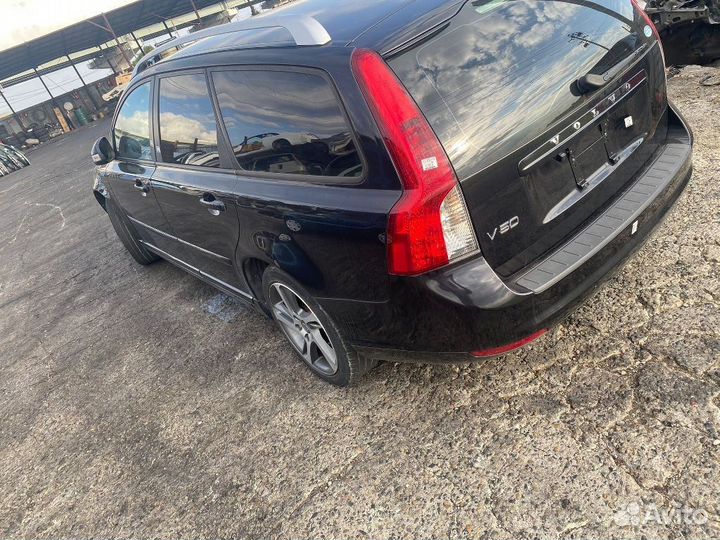 Амортизатор капота Volvo V50 MP56