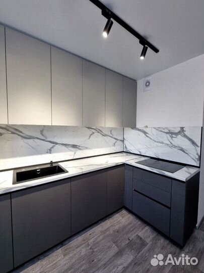 Кухни современный дизайн на заказ