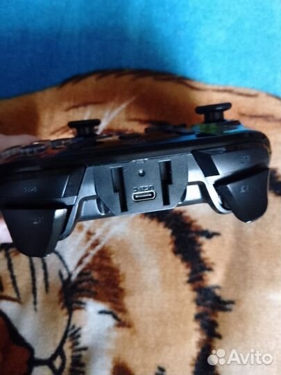 Геймпад (джойстик)