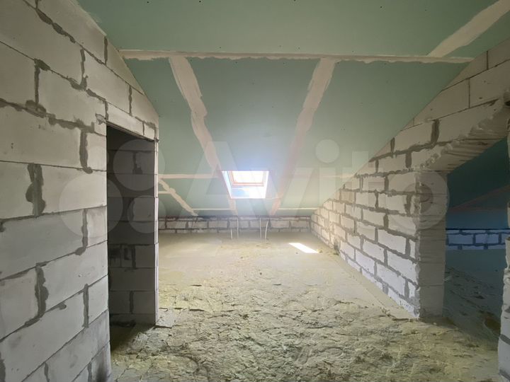 2-к. квартира, 72,7 м², 3/3 эт.