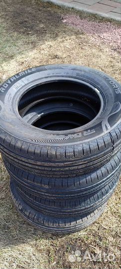 Royal Black Royal Mile 205/70 R15