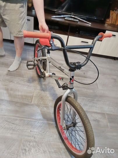 Трюковой велосипед bmx