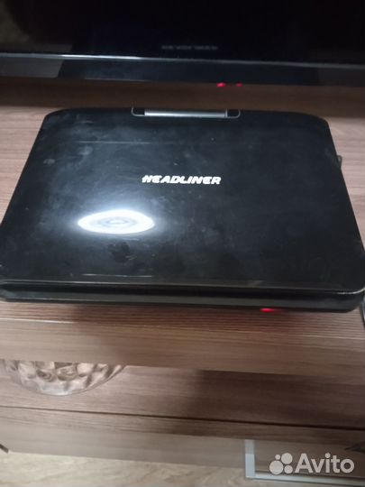 Портативный видеопроигрыватель с экраном