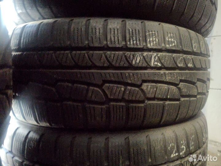 Nokian Tyres WR G2 235/60 R16