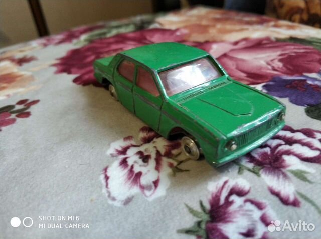 Модель автомобиля Волга под восстановления