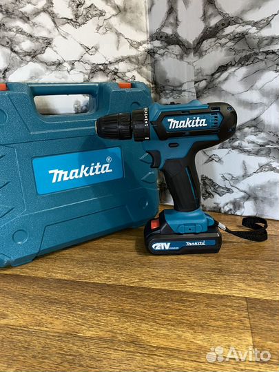 Шуруповерт makita