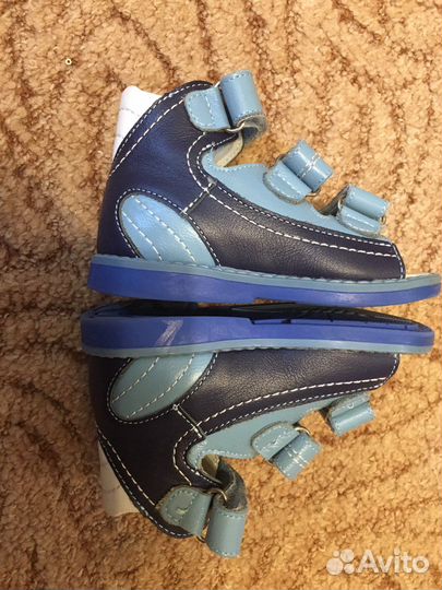 Сандали детские