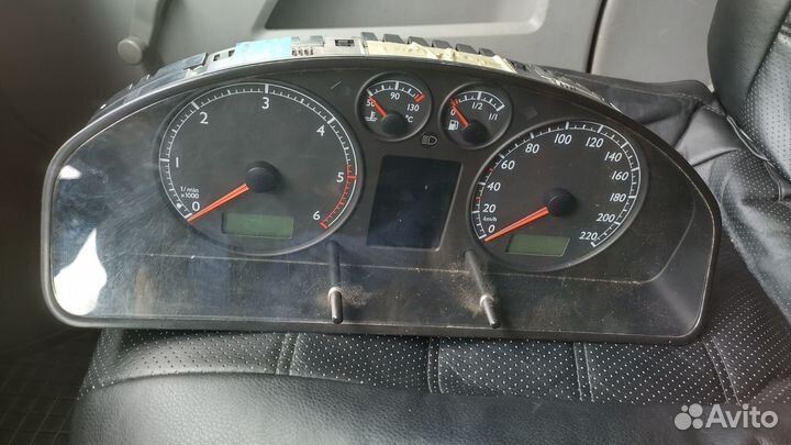 Щиток приборов от volkswagen t5