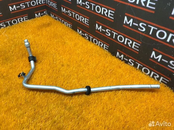 Патрубок системы охлаждения Mercedes-Benz C-Class