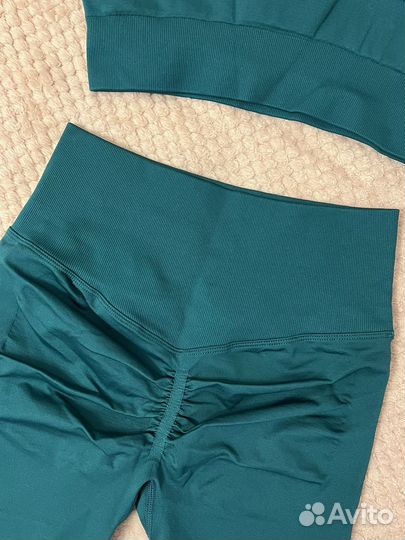 Костюм для фитнеса женский