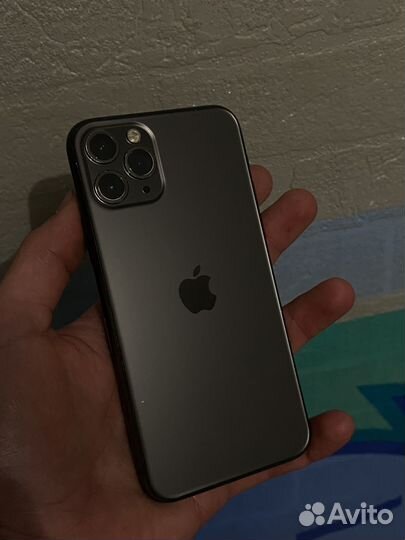 iPhone 11 Pro, 64 ГБ