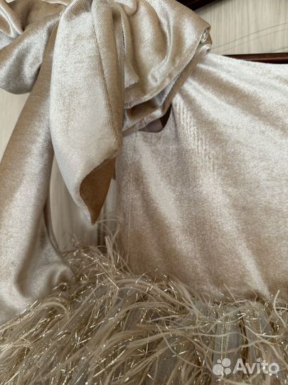 Платье праздничное