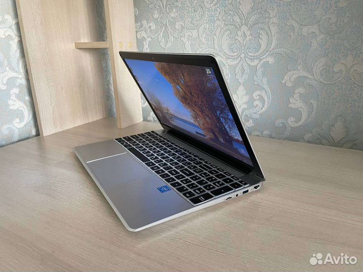 Новый ноутбук 15.6 Full HD / 8Гб DDR4 / SSD 256 Гб