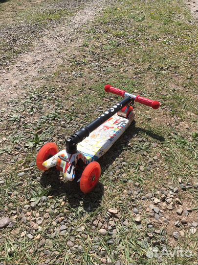Самокат детский трехколесный