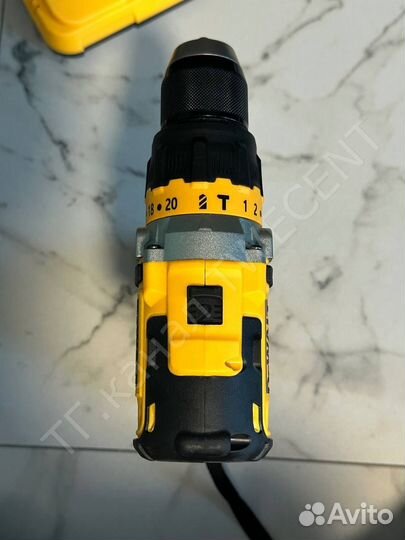 Шуруповерт DeWalt 26V Ледобур