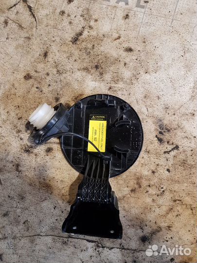 Лючок бензобака Hyundai Solaris 2011-2016