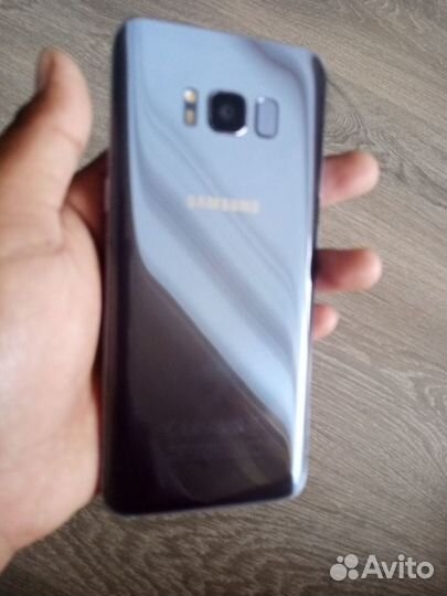 Samsung Galaxy S8, 4/64 ГБ