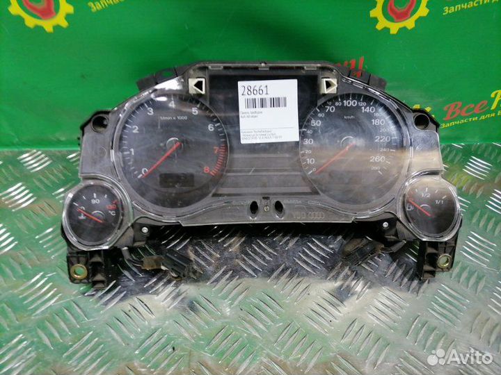 Щиток панель приборов Audi A8 седан