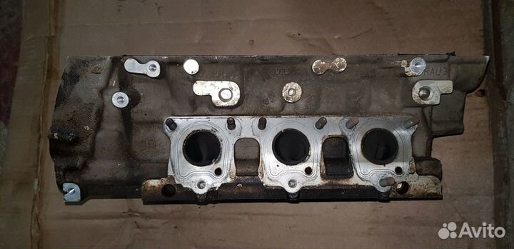 Audi A6 (C6) Головка блока цилиндров BDW 2.4 прав