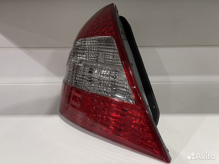 Фонарь mercedes e211 w211 ресталинг avantgarde