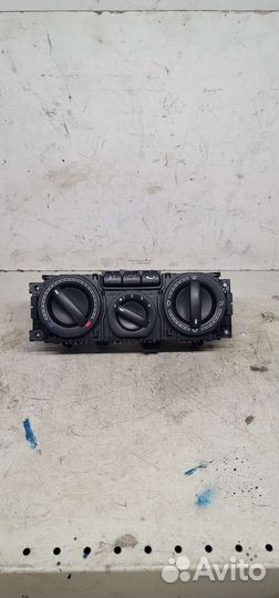 Регулятор отопителя с кондиционером Vw Caravelle