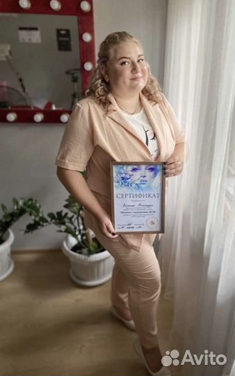 Обучение наращиванию ресниц