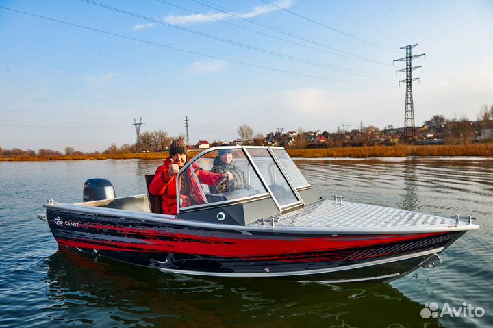 Лодка Салют 460