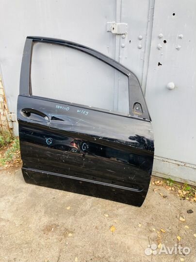 Дверь передняя правая w245