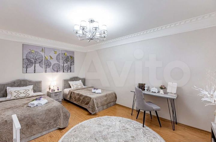 2-к. квартира, 60 м², 3/5 эт.