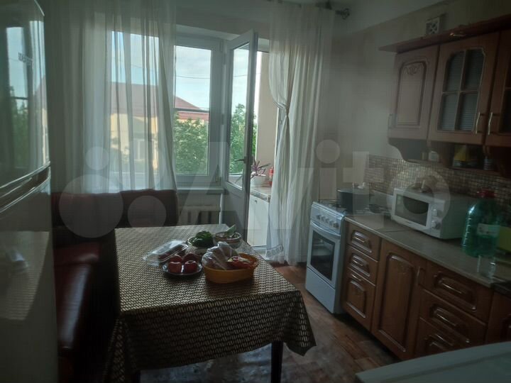 3-к. квартира, 70 м², 6/9 эт.