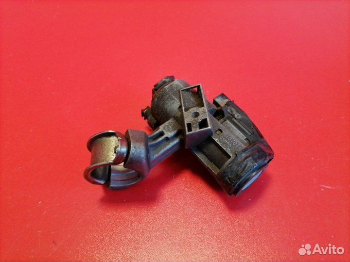 Замок зажигания Toyota Corolla ZZE120L 4ZZ-FE 2003