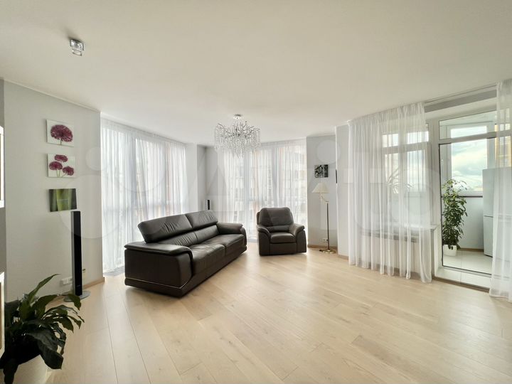 3-к. квартира, 110 м², 11/24 эт.