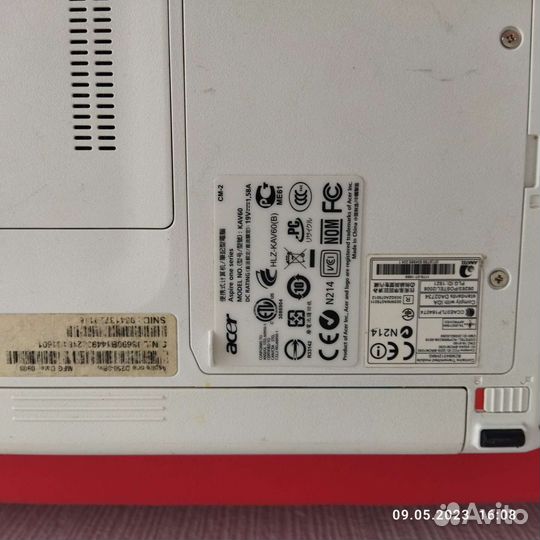 Нетбук asus