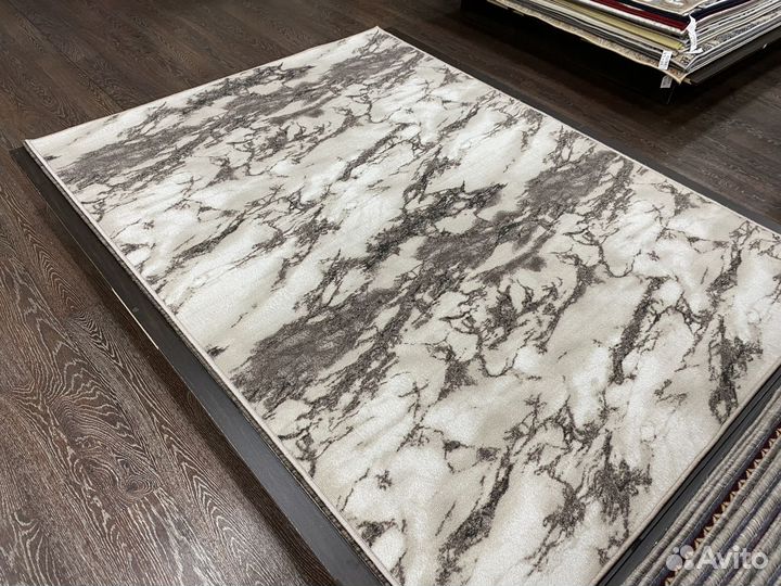 Палас новый 1.5х2м