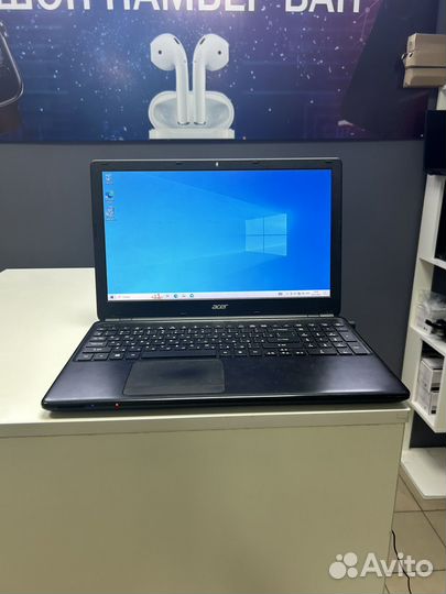 Ноутбук Acer Aspire E1-572G