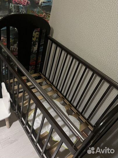 Детская кроватка