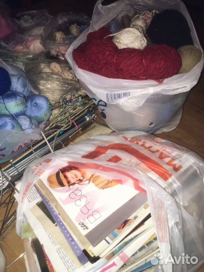 Пакеты пряжи для вязания (много)