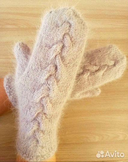 Варежки вязаные ручной работы