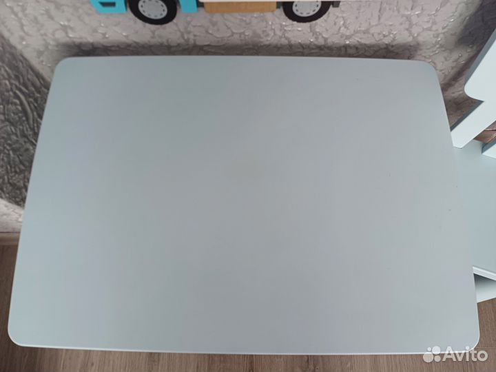 Детский стол и стул IKEA