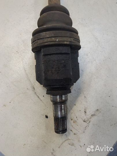 Полуось правая передняя Nissan Micra K12E