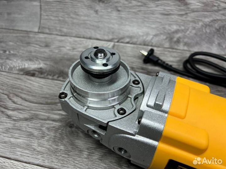Болгарка DeWalt 230-12