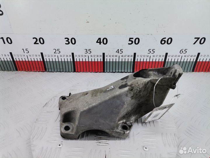 Кронштейн двигателя Audi A4 B6 2002 8E0199305A