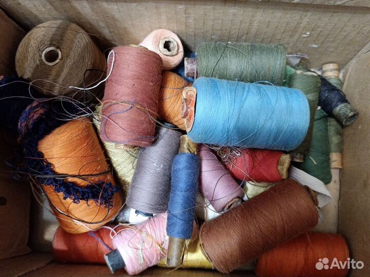 Нитки швейные