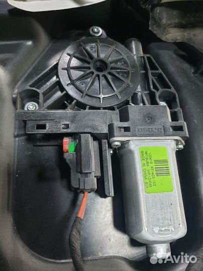 Jeep Grand Cherokee wk3 Мотор стеклоподьемника