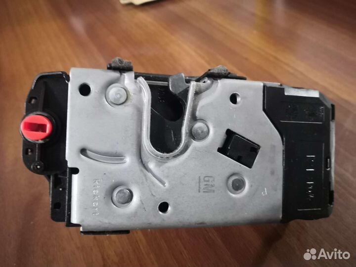 Замок двери opel astra h задний правый