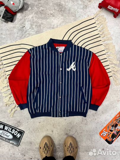 Р-р L/XL. Винтажный бомбер Braves MLB Starter